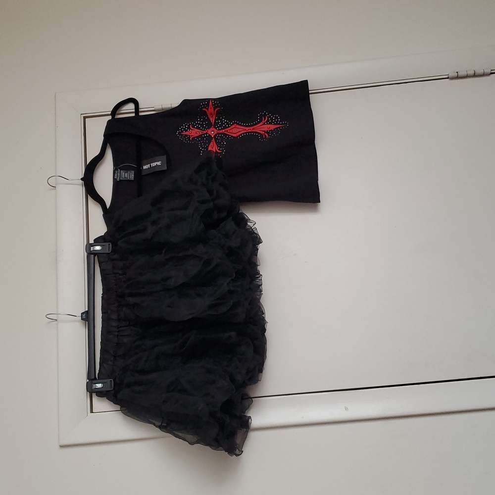 Leg Avenue's Elegant Black Layered  Tulle Petticoat Skirt - Picture 14 of 15